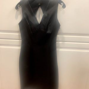 NWT Banana Republic Black Sloan-Fit Faux Leather Cutout Sheath Dress. Size 6P